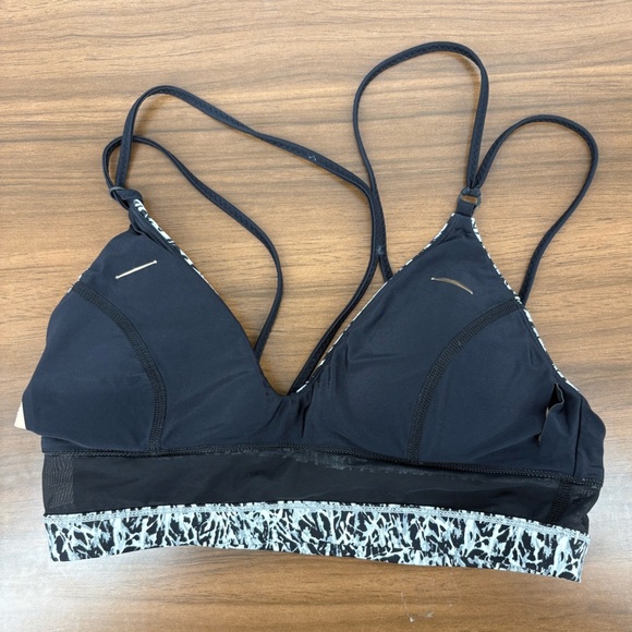 Lululemon Go With The Flow Top Iced Wave White Black / Black - Picture 7 of 9
